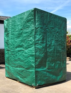 pallet cover green